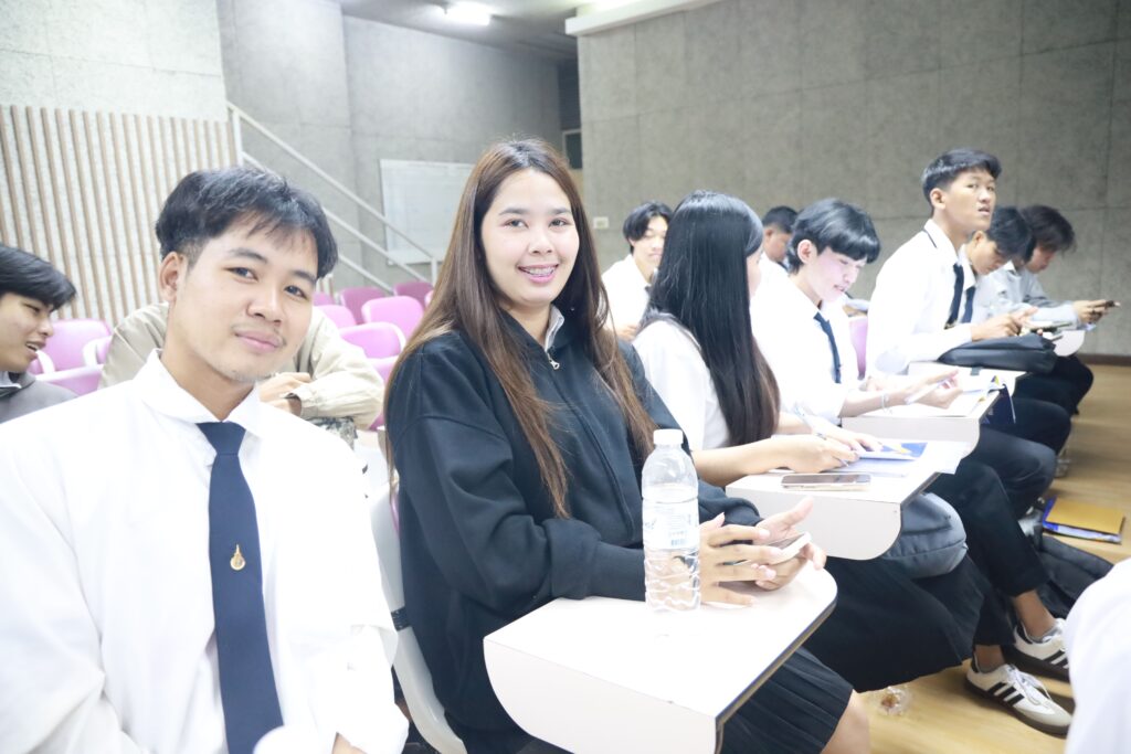 นางสาวเบญสิร์ยา ปานปุญญเดช จาก สวส. มทร.ธัญบุรี ร่วมบรรยายพิเศษด้านการประยุกต์ใช้ AI เพื่อเพิ่มประสิทธิภาพการทำงานแก่นักศึกษาในโครงการปัจฉิมนิเทศ
