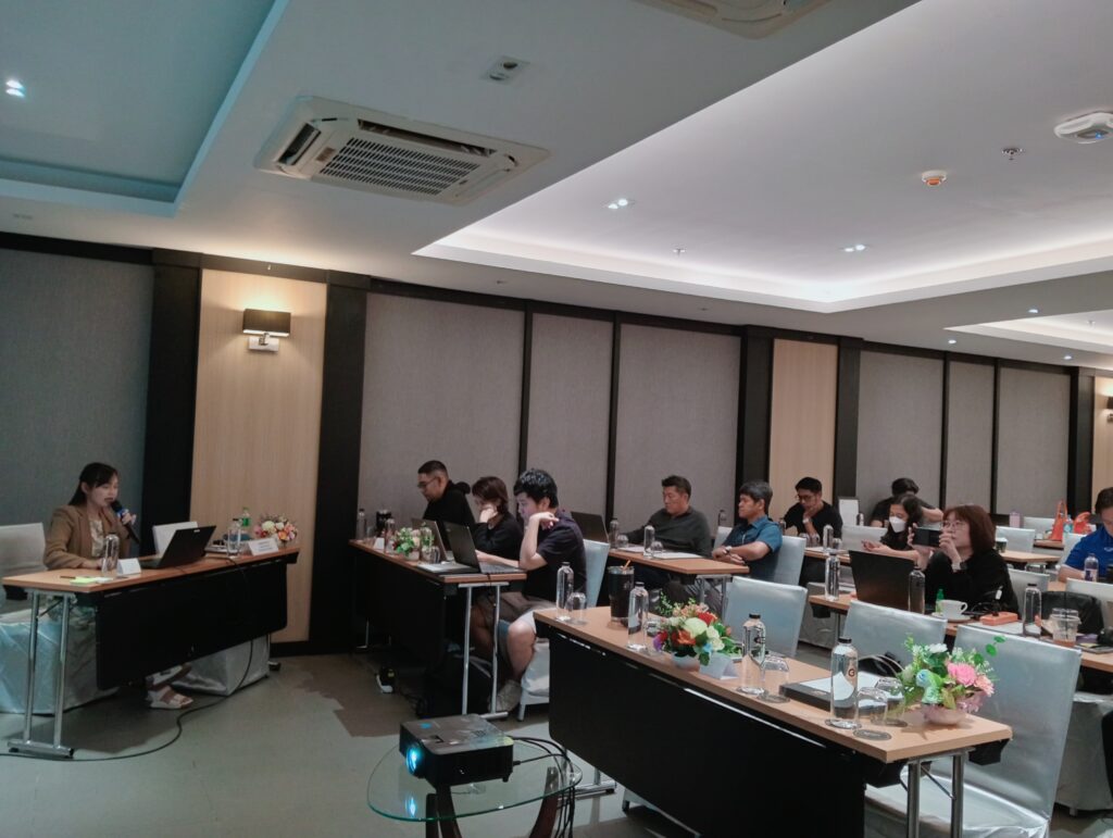 คณะสถาปัตยกรรมศาสตร์ มทร.ธัญบุรี จัดโครงการพัฒนาศักยภาพบุคลากรด้านนวัตกรรมเพื่อการเรียนรู้และการปฏิบัติงาน เชิญนางสาวเบญสิร์ยา ปานปุญญเดช และนางสาววิริยา สมบูรณ์ผล สังกัดสำนักวิทยบริการและเทคโนโลยีสารสนเทศ มทร.ธัญบุรี ได้รับเชิญให้รวมบรรยาย “โครงการพัฒนาศักยภาพด้านนวัตกรรมในการปฏิบัติงานและเทคโนโลยีการศึกษาสำหรับการเรียนรู้ ของบุคลากรคณะสถาปัตยกรรมศาสตร์” เรื่อง "การประยุกต์ใช้เทคโนโลยีปัญญาประดิษฐ์เพื่อเพิ่มประสิทธิภาพในการทำงาน"