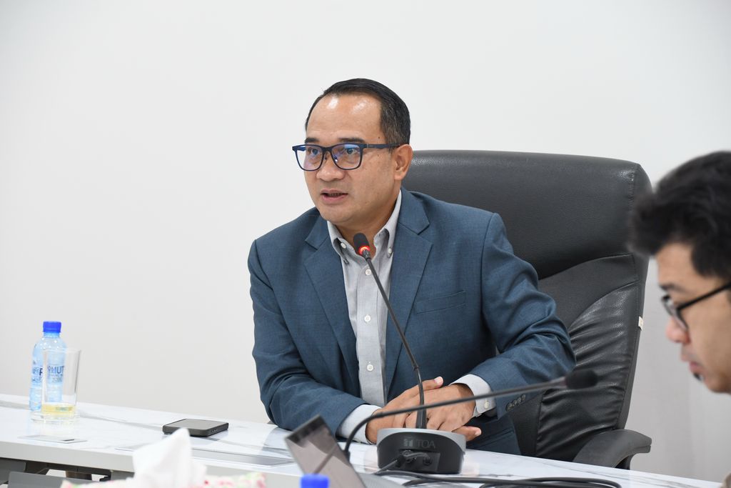 สวส. มทร.ธัญบุรี จัดประชุมคณะกรรมการสรรหาบุคลากรดีเด่น ปี 2568 ส่งเสริมธรรมาภิบาล โปร่งใส และขับเคลื่อนองค์กรสู่ความยั่งยืน