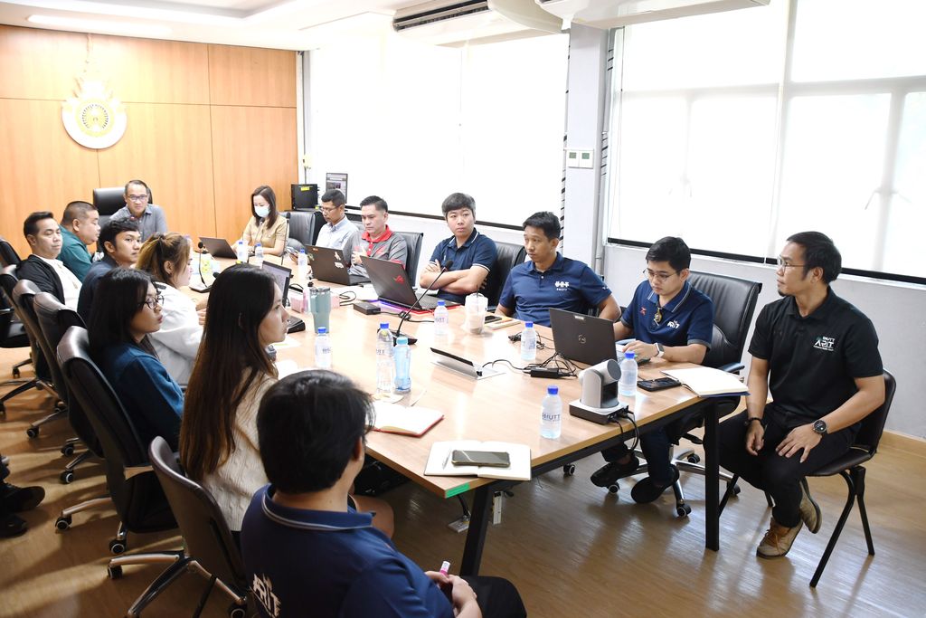 สวส. มทร.ธัญบุรี จัดประชุมขับเคลื่อนการพัฒนาด้านกายภาพ และพื้นที่การเรียนรู้ ครั้งที่ 3/2568 ขับเคลื่อนการพัฒนาที่ยั่งยืน