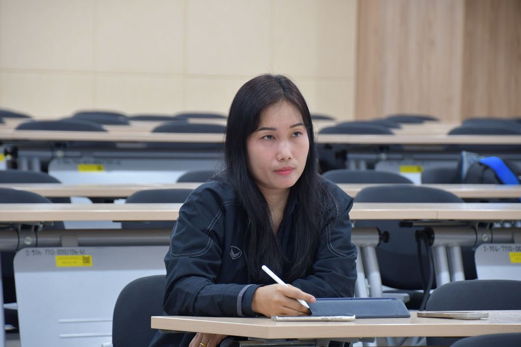 สวส. มทร.ธัญบุรี จัดประชุมคณะกรรมการจัดการความรู้ (KM) ครั้งที่ 2/2568 มุ่งพัฒนาองค์ความรู้สู่การดำเนินงานที่ยั่งยืน