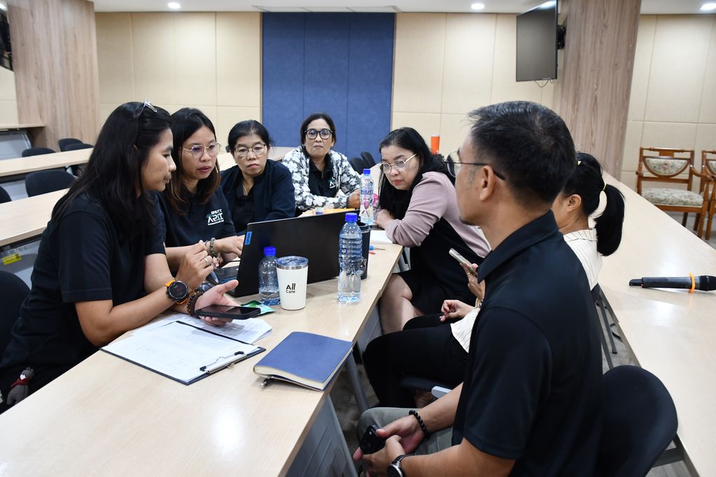 สวส. มทร.ธัญบุรี จัดประชุมคณะกรรมการจัดการความรู้ (KM) ครั้งที่ 2/2568 มุ่งพัฒนาองค์ความรู้สู่การดำเนินงานที่ยั่งยืน