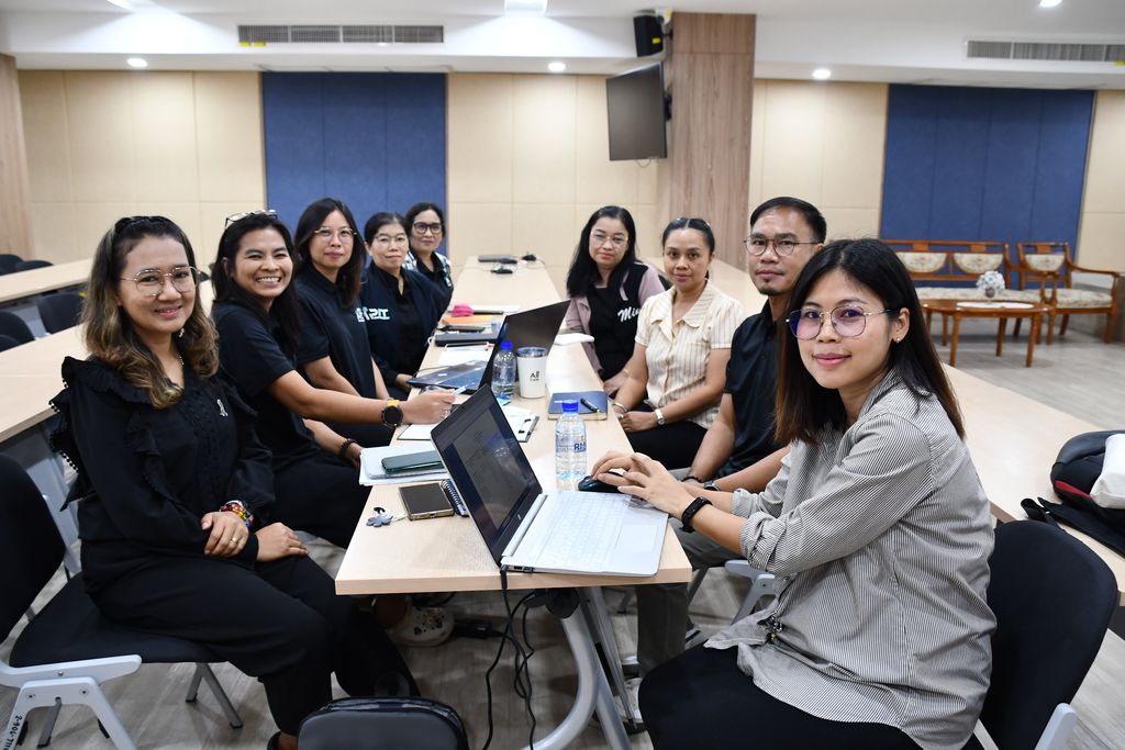 สวส. มทร.ธัญบุรี จัดประชุมคณะกรรมการจัดการความรู้ (KM) ครั้งที่ 2/2568 มุ่งพัฒนาองค์ความรู้สู่การดำเนินงานที่ยั่งยืน