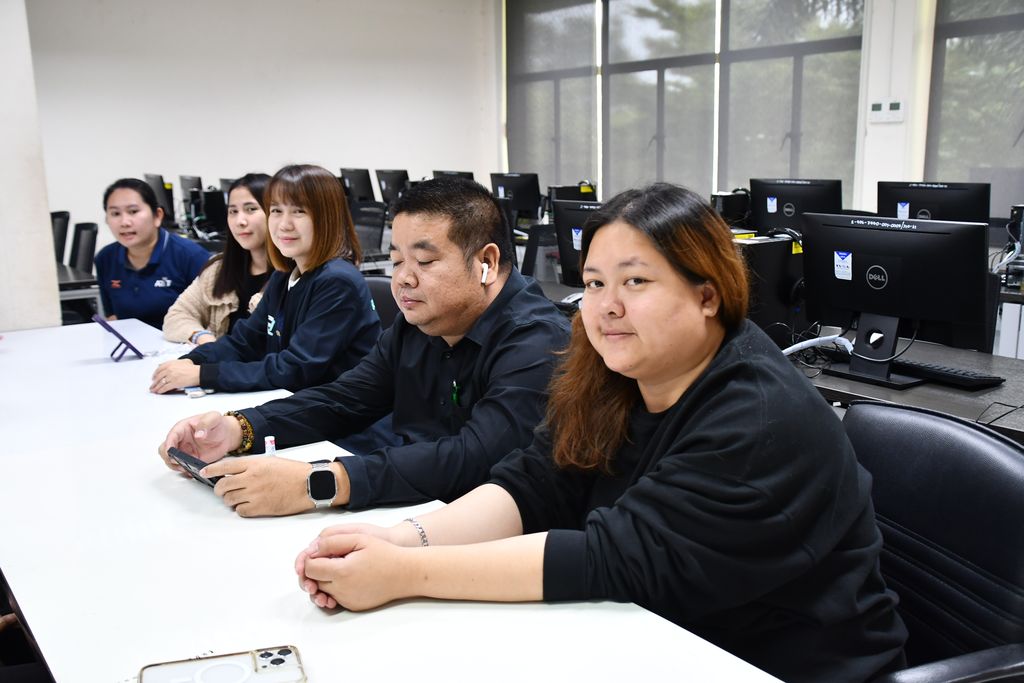 สวส. มทร.ธัญบุรี จัดประชุมคณะกรรมการจัดการความรู้ (KM) ครั้งที่ 2/2568 มุ่งพัฒนาองค์ความรู้สู่การดำเนินงานที่ยั่งยืน