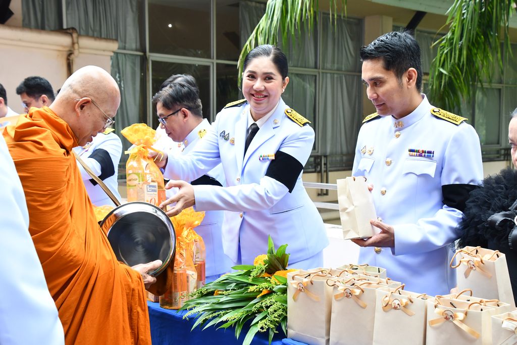 มทร.ธัญบุรี จัดพิธีบำเพ็ญกุศลครบ 15 วัน ถวายพระราชกุศลแด่สมเด็จพระนางเจ้าสิริกิติ์ พระบรมราชชนนีพันปีหลวง ด้วยสำนึกในพระมหากรุณาธิคุณ