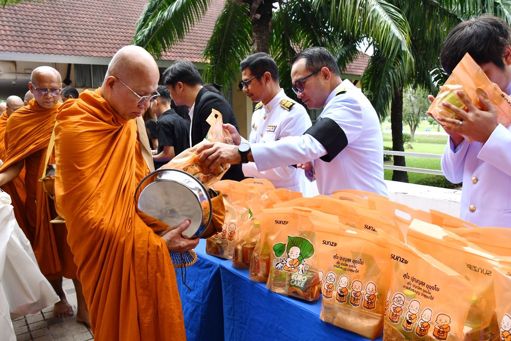 มทร.ธัญบุรี จัดพิธีบำเพ็ญกุศลครบ 15 วัน ถวายพระราชกุศลแด่สมเด็จพระนางเจ้าสิริกิติ์ พระบรมราชชนนีพันปีหลวง ด้วยสำนึกในพระมหากรุณาธิคุณ