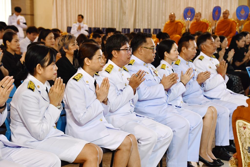 มทร.ธัญบุรี จัดพิธีบำเพ็ญกุศลครบ 15 วัน ถวายพระราชกุศลแด่สมเด็จพระนางเจ้าสิริกิติ์ พระบรมราชชนนีพันปีหลวง ด้วยสำนึกในพระมหากรุณาธิคุณ