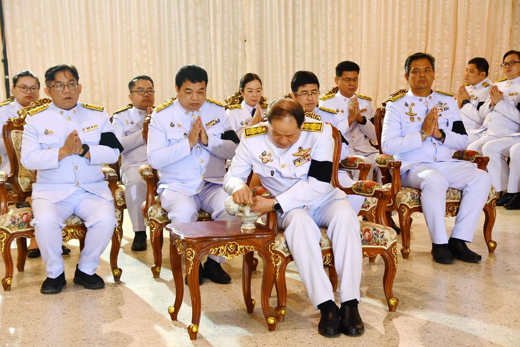 มทร.ธัญบุรี จัดพิธีบำเพ็ญกุศลครบ 15 วัน ถวายพระราชกุศลแด่สมเด็จพระนางเจ้าสิริกิติ์ พระบรมราชชนนีพันปีหลวง ด้วยสำนึกในพระมหากรุณาธิคุณ