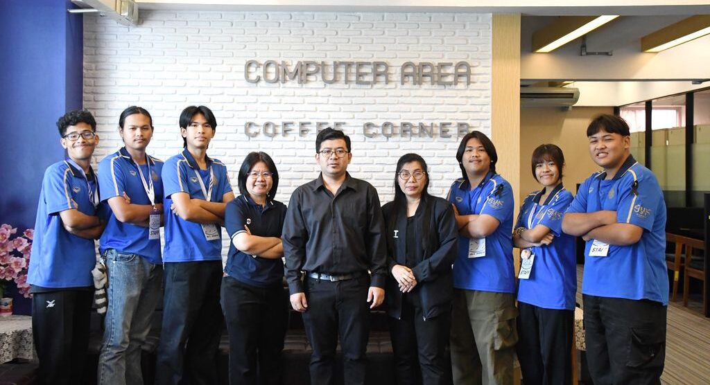 สวส. มทร.ธัญบุรี ชื่นชมทีมงานถ่ายภาพนักศึกษาร่วมบันทึกภาพ การแข่งขันกีฬามหาวิทยาลัยแห่งประเทศไทย “ธัญบุรีเกมส์” อย่างมืออาชีพ