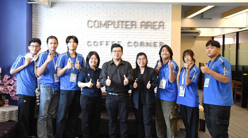 สวส. มทร.ธัญบุรี ชื่นชมทีมงานถ่ายภาพนักศึกษาร่วมบันทึกภาพ การแข่งขันกีฬามหาวิทยาลัยแห่งประเทศไทย “ธัญบุรีเกมส์” อย่างมืออาชีพ