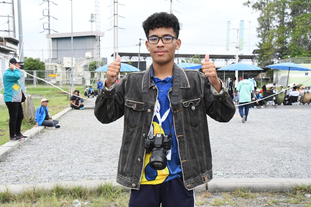 สวส. มทร.ธัญบุรี ชื่นชมทีมงานถ่ายภาพนักศึกษาร่วมบันทึกภาพ การแข่งขันกีฬามหาวิทยาลัยแห่งประเทศไทย “ธัญบุรีเกมส์” อย่างมืออาชีพ