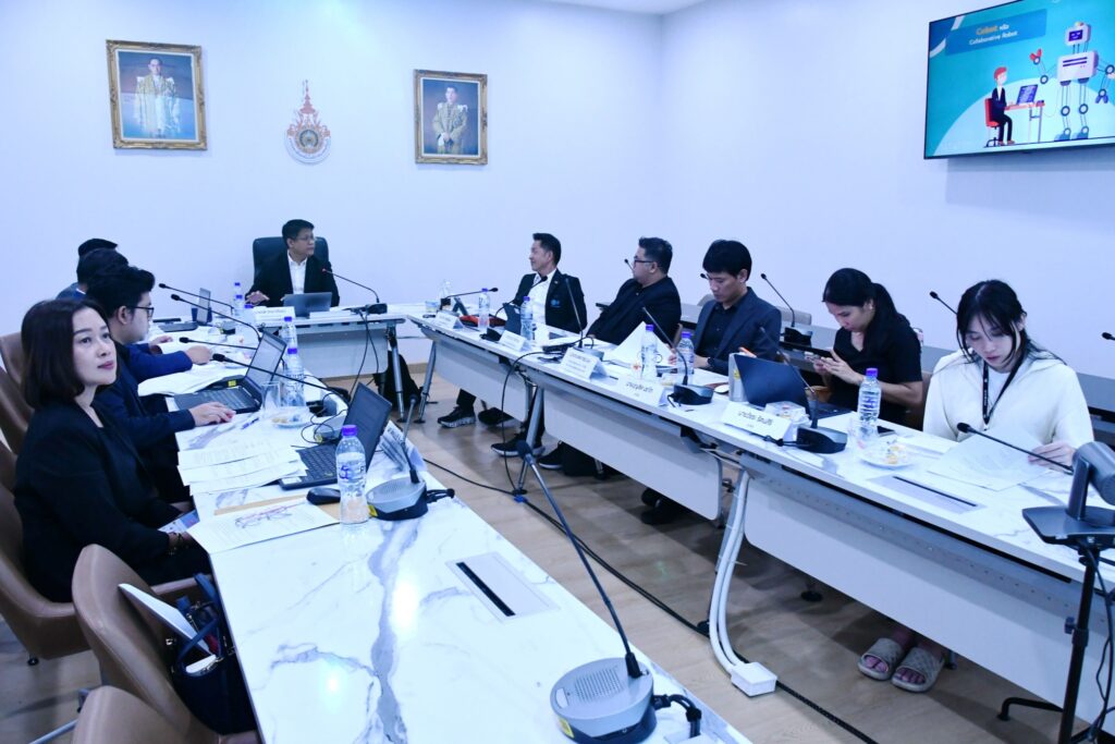 สวส. มทร.ธัญบุรี ร่วมขับเคลื่อนหลักสูตรเขียนโปรแกรมหุ่นยนต์ ปูพื้นฐานทักษะดิจิทัลเยาวชนไทยสู่ตลาดแรงงานอนาคต