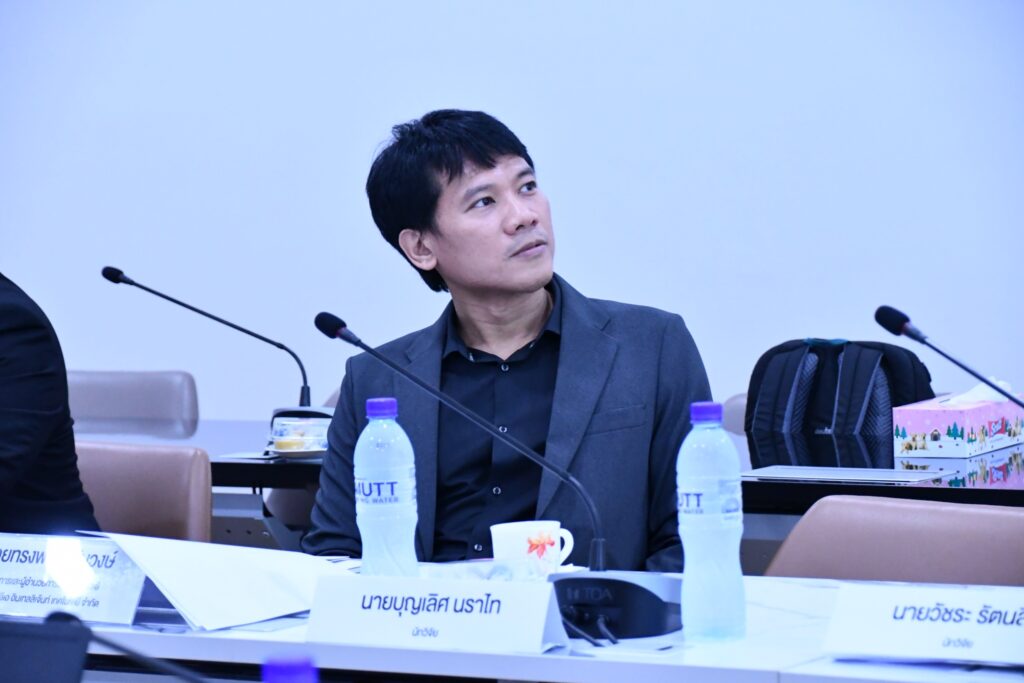 สวส. มทร.ธัญบุรี ร่วมขับเคลื่อนหลักสูตรเขียนโปรแกรมหุ่นยนต์ ปูพื้นฐานทักษะดิจิทัลเยาวชนไทยสู่ตลาดแรงงานอนาคต