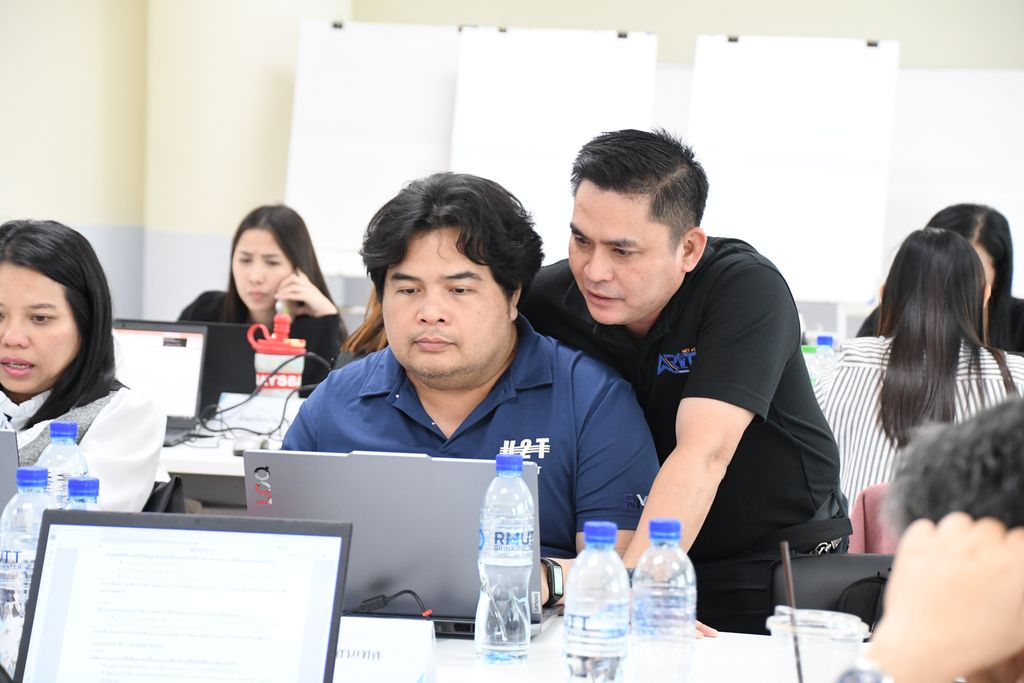 รศ.ดร.อำนวย เรืองวารี เปิด Workshop จัดทำแผนยุทธศาสตร์ สวส. มทร.ธัญบุรี ปี 68 เน้นการมีส่วนร่วมและขับเคลื่อนองค์กรสู่ความยั่งยืนตามเป้าหมาย SDG 4, 8 และ 16