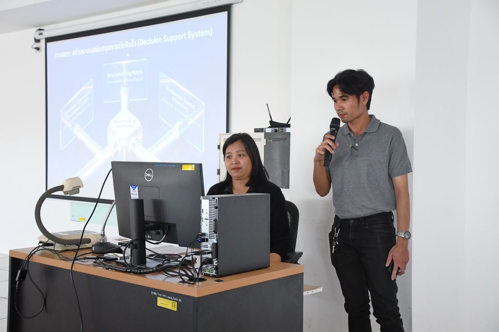 รศ.ดร.อำนวย เรืองวารี เปิด Workshop จัดทำแผนยุทธศาสตร์ สวส. มทร.ธัญบุรี ปี 68 เน้นการมีส่วนร่วมและขับเคลื่อนองค์กรสู่ความยั่งยืนตามเป้าหมาย SDG 4, 8 และ 16