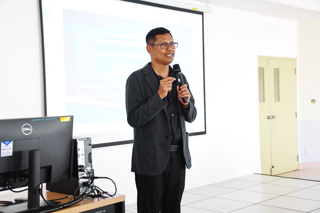 รศ.ดร.อำนวย เรืองวารี เปิด Workshop จัดทำแผนยุทธศาสตร์ สวส. มทร.ธัญบุรี ปี 68 เน้นการมีส่วนร่วมและขับเคลื่อนองค์กรสู่ความยั่งยืนตามเป้าหมาย SDG 4, 8 และ 16