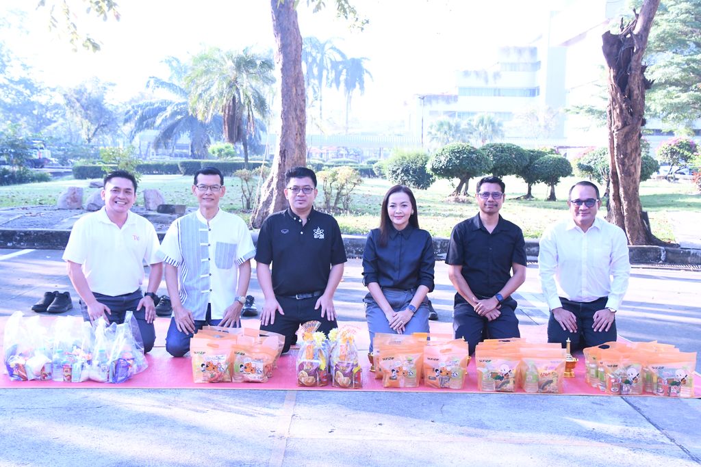 สวส. มทร.ธัญบุรี จัดพิธีเจริญพระพุทธมนต์และตักบาตร เสริมสร้างคุณธรรม ความสามัคคี และความสุของค์กร สอดคล้อง SDG 3 SDG 11 และ SDG 16