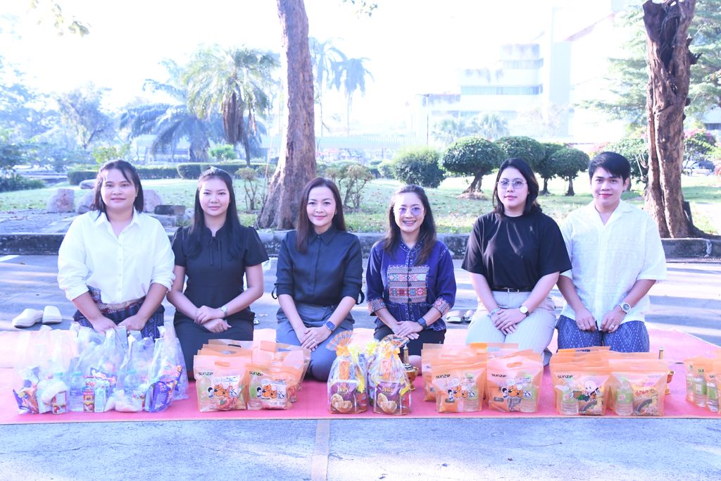 สวส. มทร.ธัญบุรี จัดพิธีเจริญพระพุทธมนต์และตักบาตร เสริมสร้างคุณธรรม ความสามัคคี และความสุของค์กร สอดคล้อง SDG 3 SDG 11 และ SDG 16