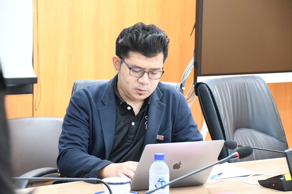 สวส. มทร.ธัญบุรี จัดประชุมผู้บริหารระดับสูง วางกลยุทธ์ยกระดับการบริหารจัดการ สอดคล้อง SDG 4 SDG 9 และ SDG 16 เพื่อการพัฒนาที่ยั่งยืน