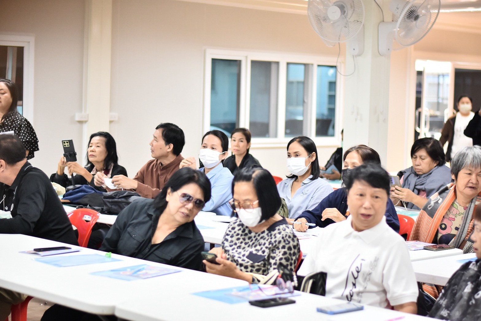 โครงการแนะนำและให้ความรู้เกี่ยวกับการประกอบอาชีพและการลงทุนให้กับประชาชนตำบลคลองสาม ประจำปีงบประมาณ พ.พ.ศ. ๒๕๖๙