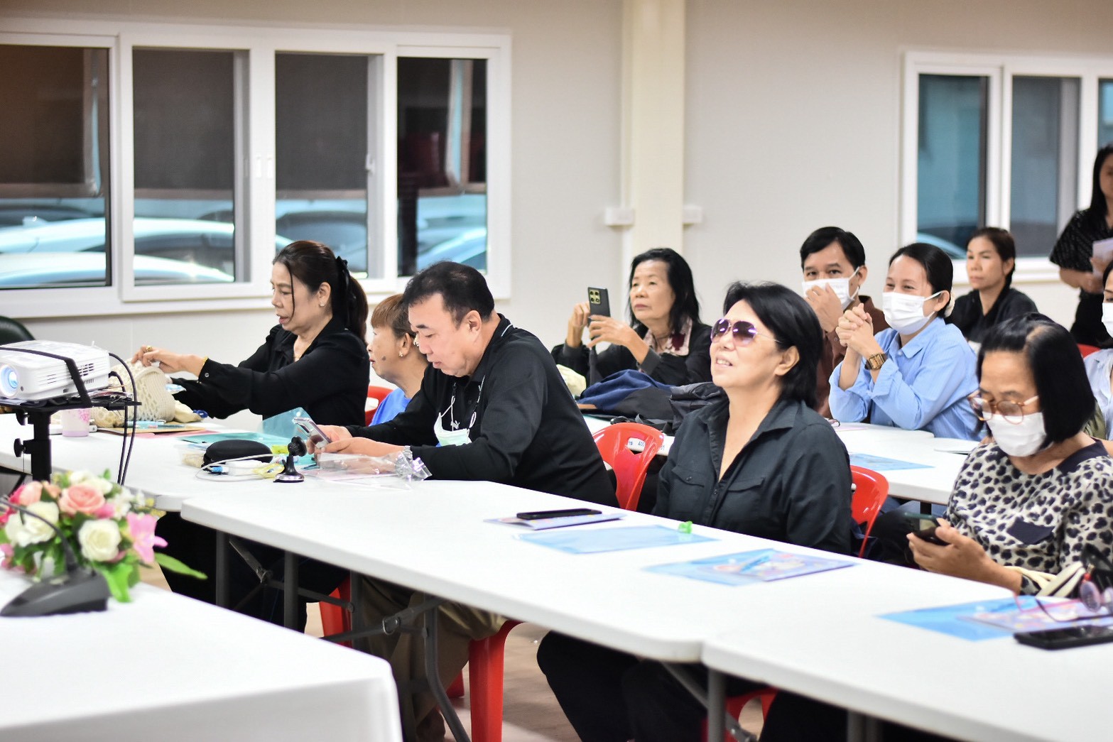 โครงการแนะนำและให้ความรู้เกี่ยวกับการประกอบอาชีพและการลงทุนให้กับประชาชนตำบลคลองสาม ประจำปีงบประมาณ พ.พ.ศ. ๒๕๖๙