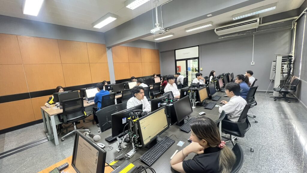 ภาพบรรยากาศการสอบภาษาอังกฤษ Password (RT-TEP) วันที่ 25 กุมภาพันธ์ 2569