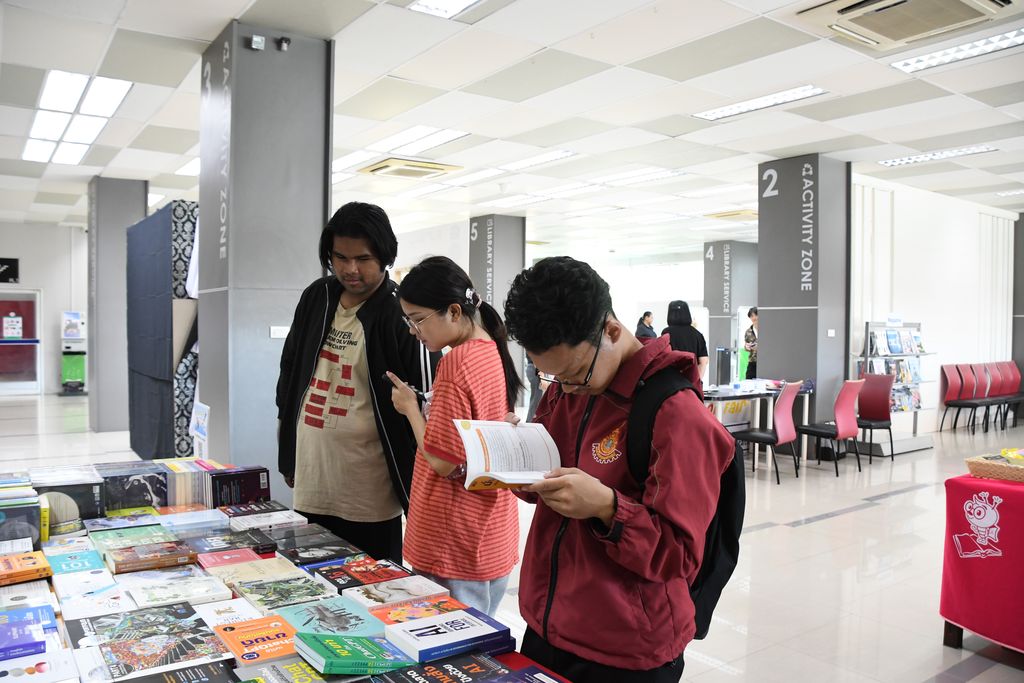 สวส. มทร.ธัญบุรี จัด Book Fair 2026 ส่งเสริมห้องสมุดเป็น Learning Space เปิดโอกาสผู้ใช้ร่วมเลือกหนังสือและสร้างการเรียนรู้ยุคใหม่