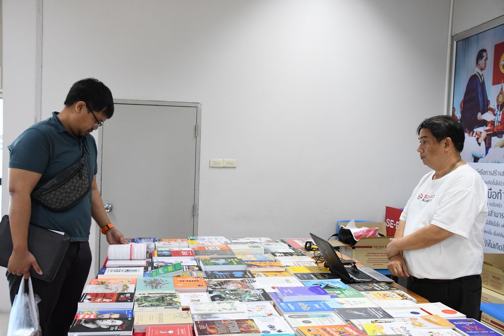 สวส. มทร.ธัญบุรี จัด Book Fair 2026 ส่งเสริมห้องสมุดเป็น Learning Space เปิดโอกาสผู้ใช้ร่วมเลือกหนังสือและสร้างการเรียนรู้ยุคใหม่