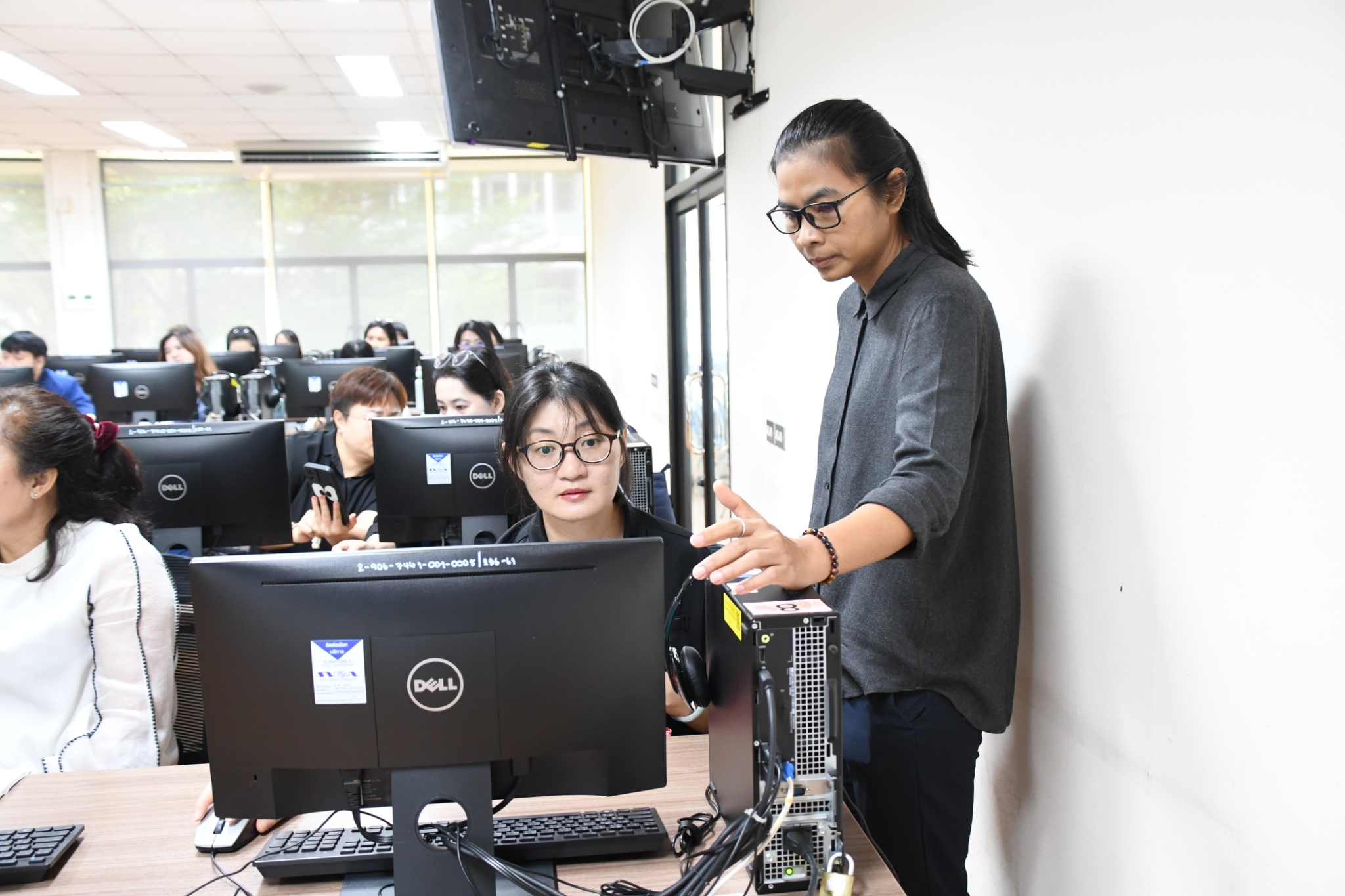 สวส. มทร.ธัญบุรี จัดโครงการอบรมเชิงปฏิบัติการ "Generative AI in Action" ยกระดับสมรรถนะบุคลากรสู่โลกยุคใหม่