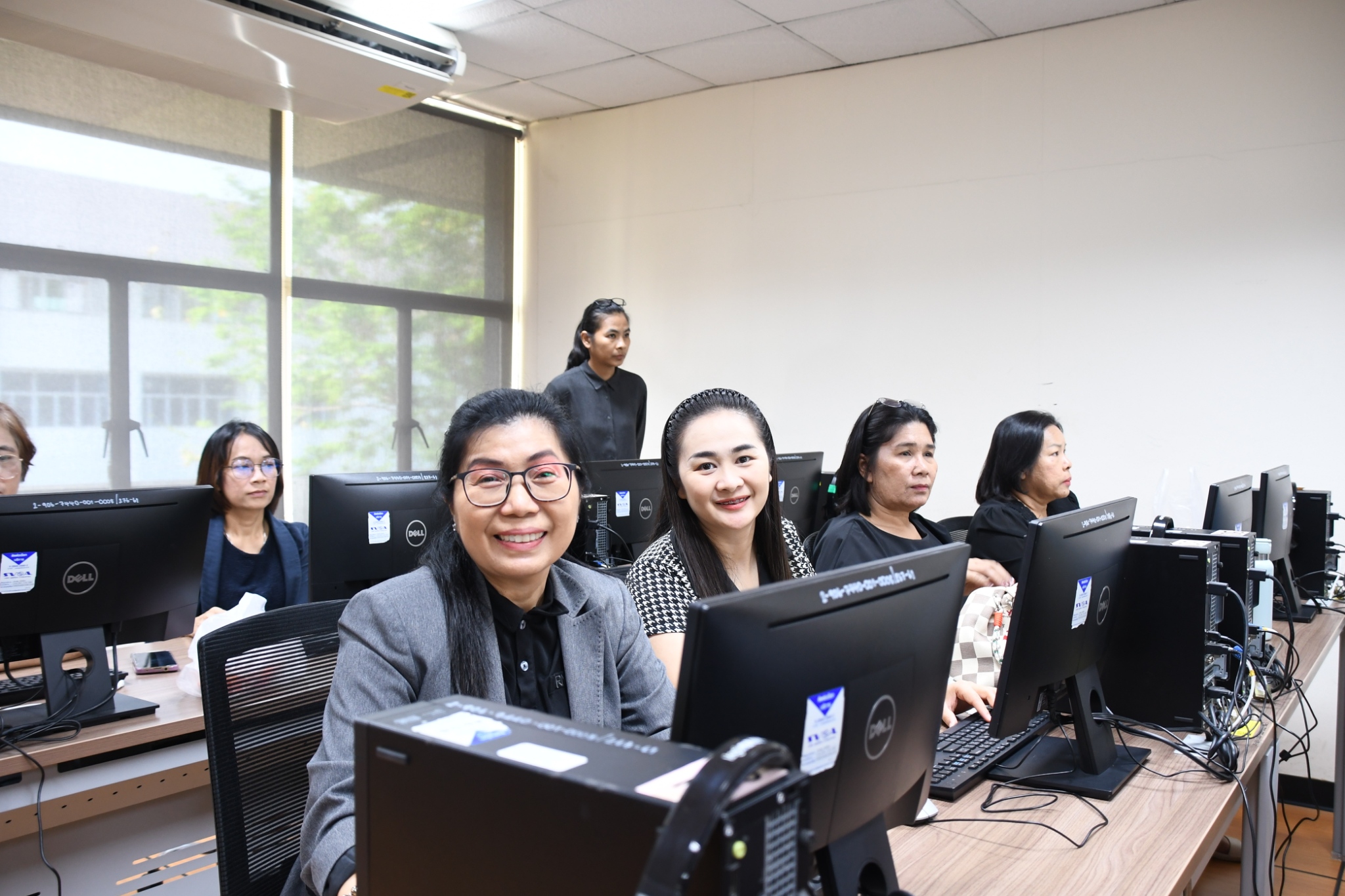 สวส. มทร.ธัญบุรี จัดโครงการอบรมเชิงปฏิบัติการ "Generative AI in Action" ยกระดับสมรรถนะบุคลากรสู่โลกยุคใหม่