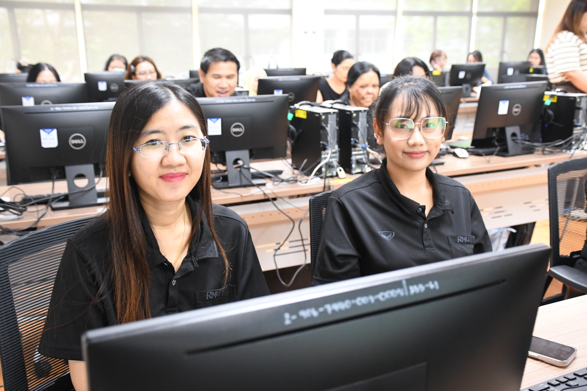 สวส. มทร.ธัญบุรี จัดโครงการอบรมเชิงปฏิบัติการ "Generative AI in Action" ยกระดับสมรรถนะบุคลากรสู่โลกยุคใหม่