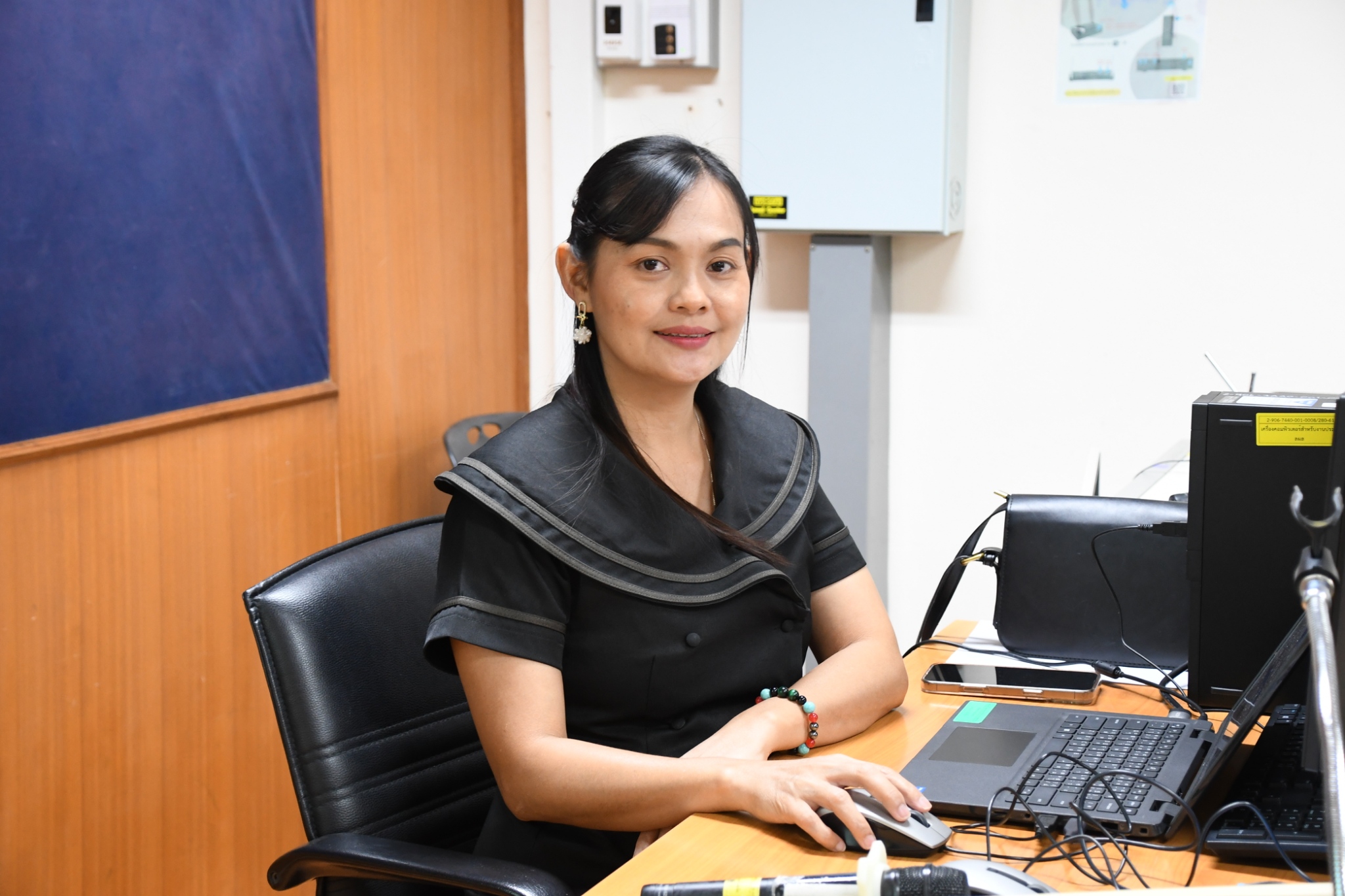 ภาพบรรยากาศการอบรม Generative AI in Action ด้วยพลังสร้างสรรค์จาก AI เพื่อการพัฒนากำลังคนสมรรถนะสูง รองรับการเปลี่ยนผ่านไปสู่ความยั่งยืน สำหรับโลกยุคใหม่