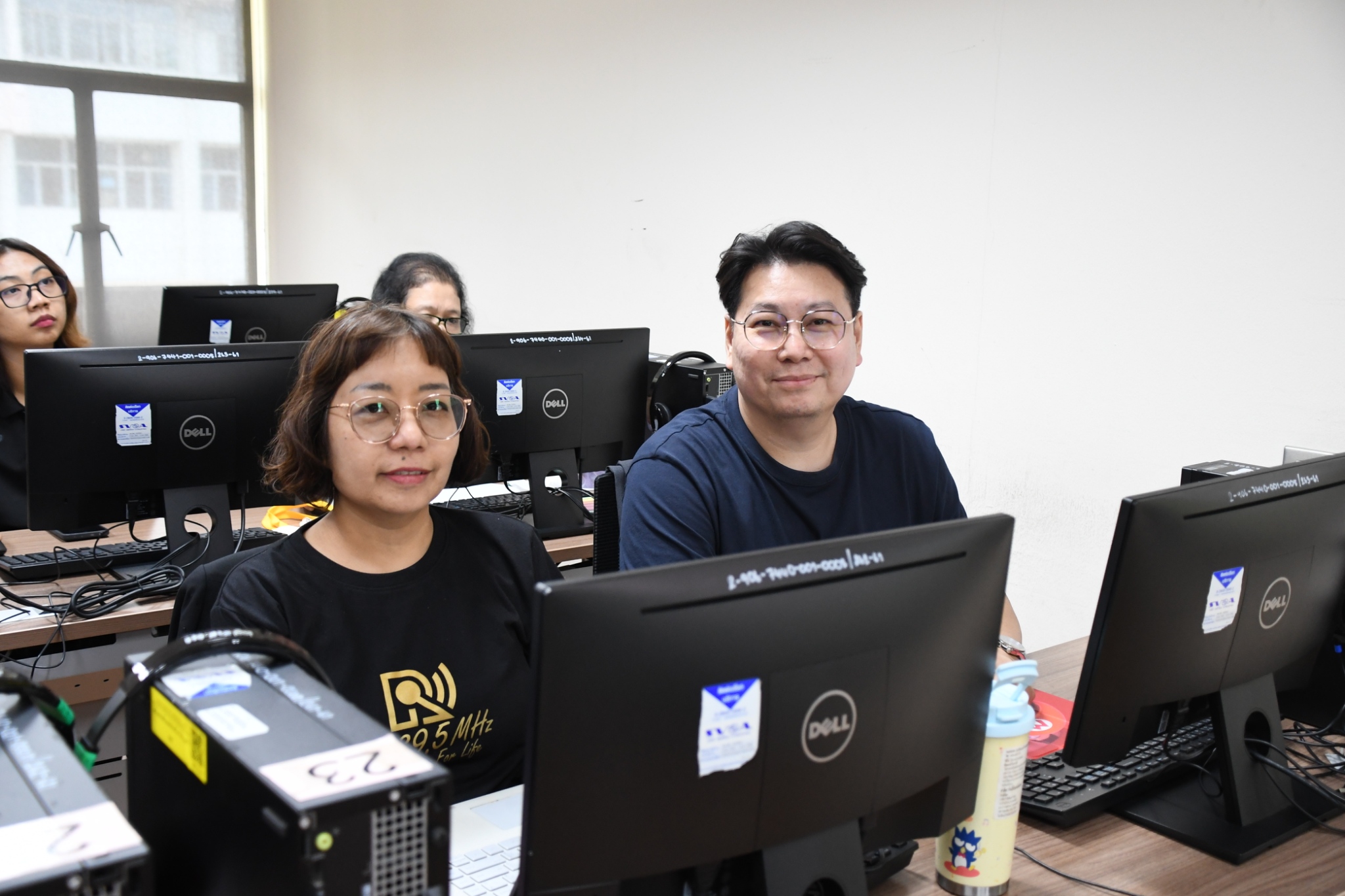 ภาพบรรยากาศการอบรม Generative AI in Action ด้วยพลังสร้างสรรค์จาก AI เพื่อการพัฒนากำลังคนสมรรถนะสูง รองรับการเปลี่ยนผ่านไปสู่ความยั่งยืน สำหรับโลกยุคใหม่