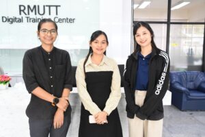 ภาพบรรยากาศการอบรม Generative AI in Action ด้วยพลังสร้างสรรค์จาก AI เพื่อการพัฒนากำลังคนสมรรถนะสูง รองรับการเปลี่ยนผ่านไปสู่ความยั่งยืน สำหรับโลกยุคใหม่