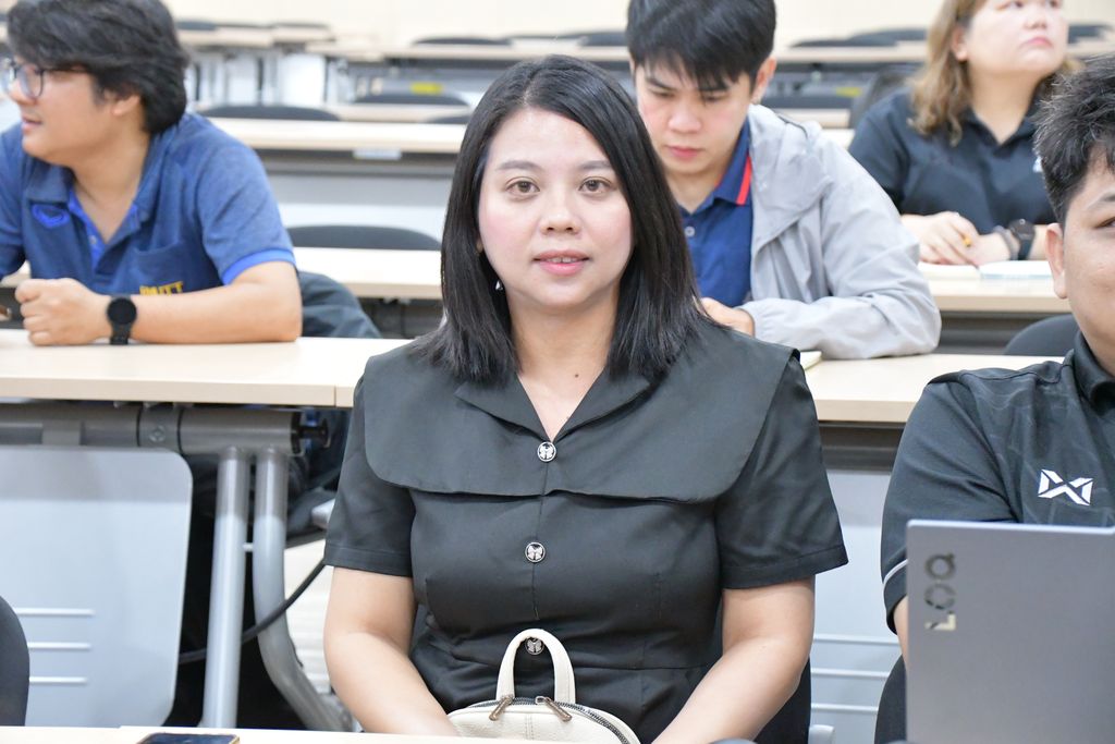 สวส. มทร.ธัญบุรี จัดประชุม KM ติดตามผลการจัดการความรู้และนวัตกรรม LEAN เพื่อยกระดับประสิทธิภาพงานและคุณภาพการบริการองค์กร