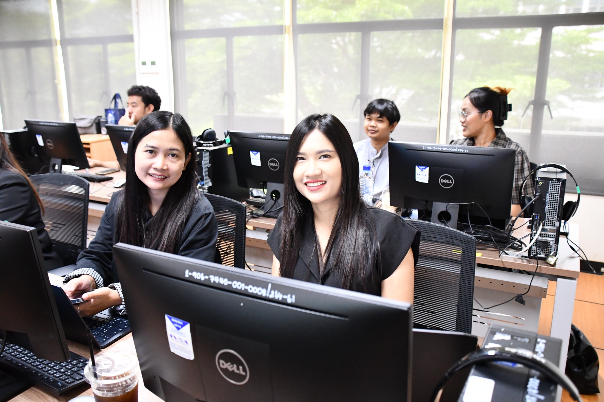 หลักสูตร AI Creative สร้างสื่อกราฟิก