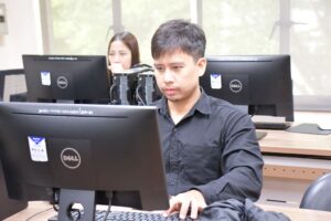 สวส. มทร.ธัญบุรี จัดอบรม AI Creative รุ่น 2 พัฒนาทักษะ Generative AI สร้างสื่อ กราฟิก และบทความคุณภาพ รองรับโลกดิจิทัลและความยั่งยืน