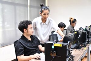 สวส. มทร.ธัญบุรี จัดอบรม AI Creative รุ่น 2 พัฒนาทักษะ Generative AI สร้างสื่อ กราฟิก และบทความคุณภาพ รองรับโลกดิจิทัลและความยั่งยืน