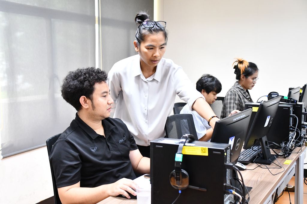 สวส. มทร.ธัญบุรี จัดอบรม AI Creative รุ่น 2 พัฒนาทักษะ Generative AI สร้างสื่อ กราฟิก และบทความคุณภาพ รองรับโลกดิจิทัลและความยั่งยืน