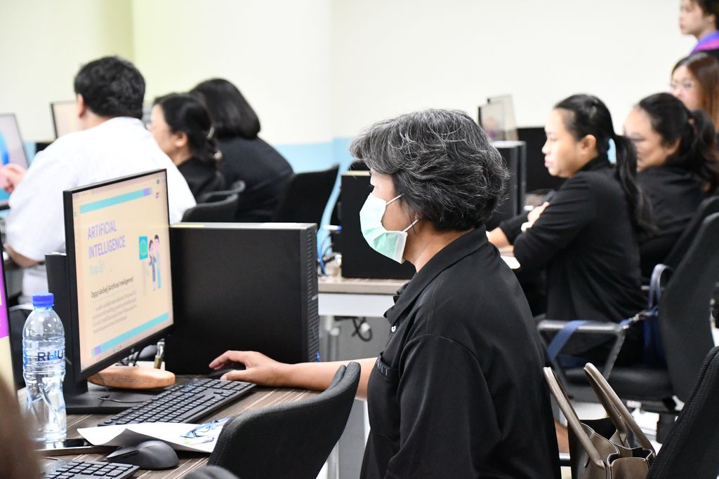 มทร.ธัญบุรีจัดอบรม Excel 365 ผสาน AI เพื่อเพิ่มทักษะการวิเคราะห์ข้อมูล ลดเวลาในการทำงาน และยกระดับ Digital Competency บุคลากร