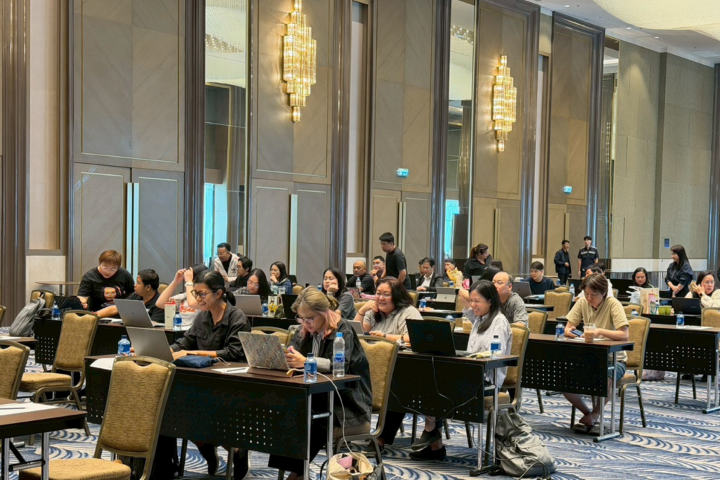 ARIT มทร.ธัญบุรี ร่วมกับ คณะสถาปัตยกรรมศาสตร์ ยกระดับบุคลากรสู่ดิจิทัลด้วย "นวัตกรรม AI เพื่อเพิ่มประสิทธิภาพการทำงาน จัดโครงการอบรมการเพิ่มประสิทธิภาพกระบวนการทำงานและการสร้างนวัตกรรมด้วยเทคโนโลยีปัญญาประดิษฐ์” เพื่อยกระดับทักษะการสร้างสรรค์สื่อและการประยุกต์ใช้เทคโนโลยีปัญญาประดิษฐ์ (AI) ในการพัฒนานวัตกรรมและกระบวนการทำงานทั้งสำหรับสายวิชาการและสายสนับสนุน