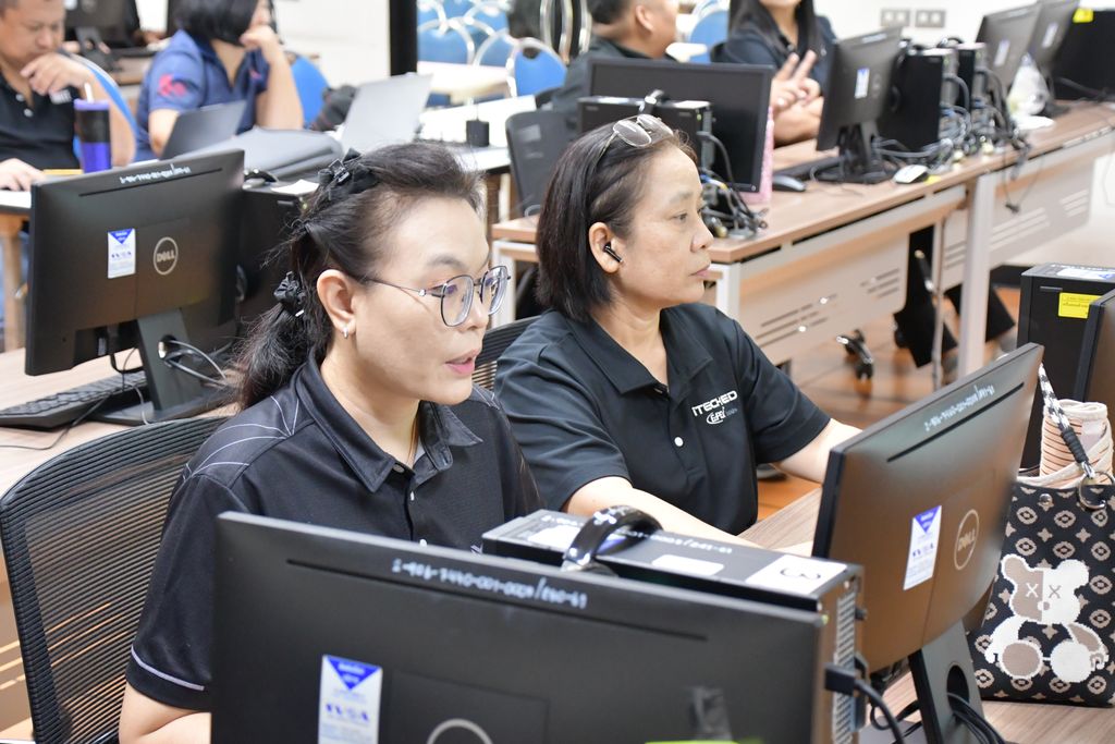 สวส. มทร.ธัญบุรี จัดอบรม AI Creative รุ่น 2 พัฒนาทักษะ Generative AI สร้างสื่อ กราฟิก และบทความคุณภาพ รองรับโลกดิจิทัลและความยั่งยืน