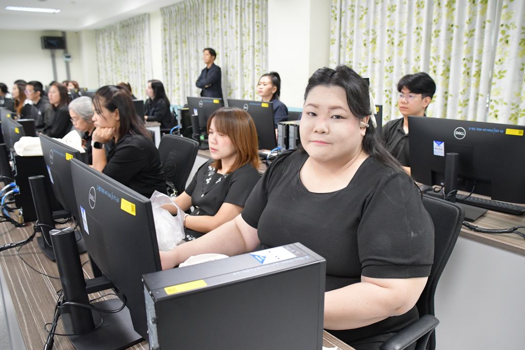 สวส. มทร.ธัญบุรี จัดอบรม Excel 365 ผสาน AI รุ่นที่ 2 เสริมทักษะบุคลากรด้านดิจิทัล ยกระดับประสิทธิภาพการทำงานและขับเคลื่อนองค์กรดิจิทัล