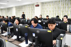 สวส. มทร.ธัญบุรี จัดอบรม Excel 365 ผสาน AI รุ่นที่ 2 เสริมทักษะบุคลากรด้านดิจิทัล ยกระดับประสิทธิภาพการทำงานและขับเคลื่อนองค์กรดิจิทัล