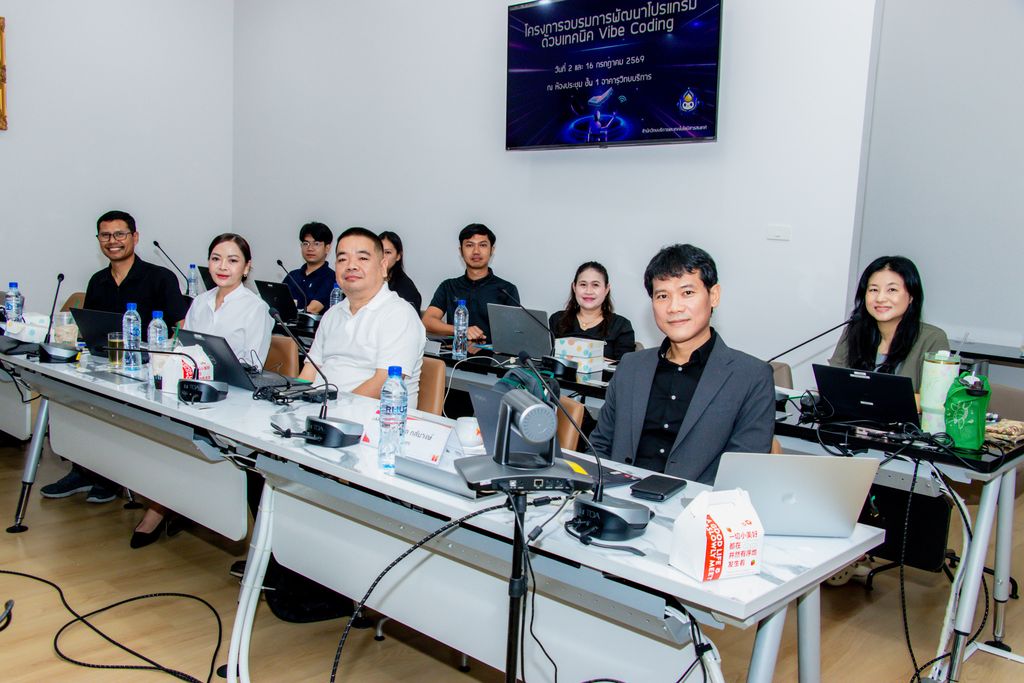 สำนักวิทยบริการฯ มทร.ธัญบุรี จัดอบรม Vibe Coding พัฒนาทักษะการเขียนโปรแกรมด้วย AI ต่อยอดนวัตกรรมและการทำงานยุคดิจิทัล