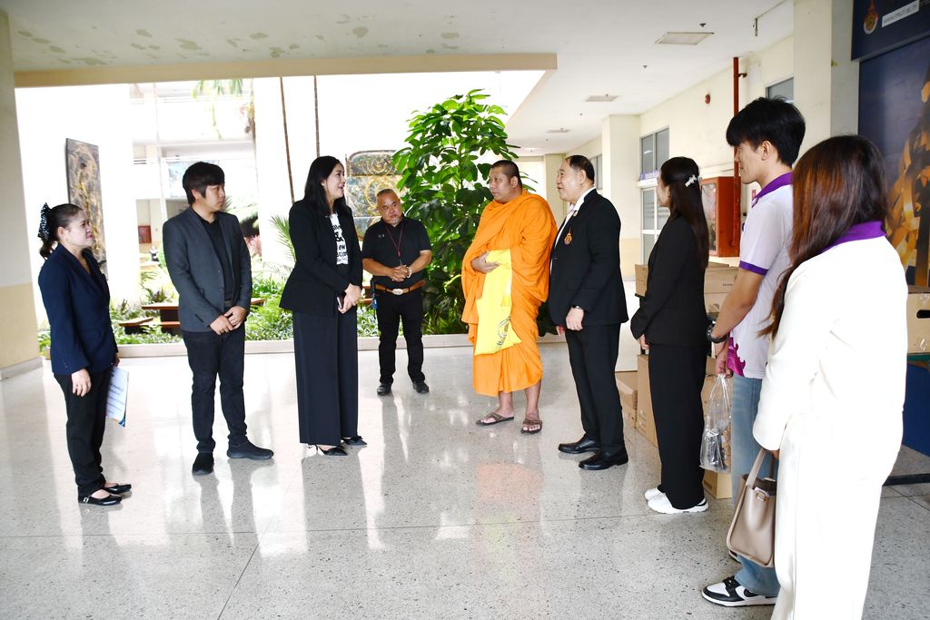 มทร.ธัญบุรี มอบคอมพิวเตอร์ 15 เครื่อง สนับสนุนการศึกษาโรงเรียนพิจิตร