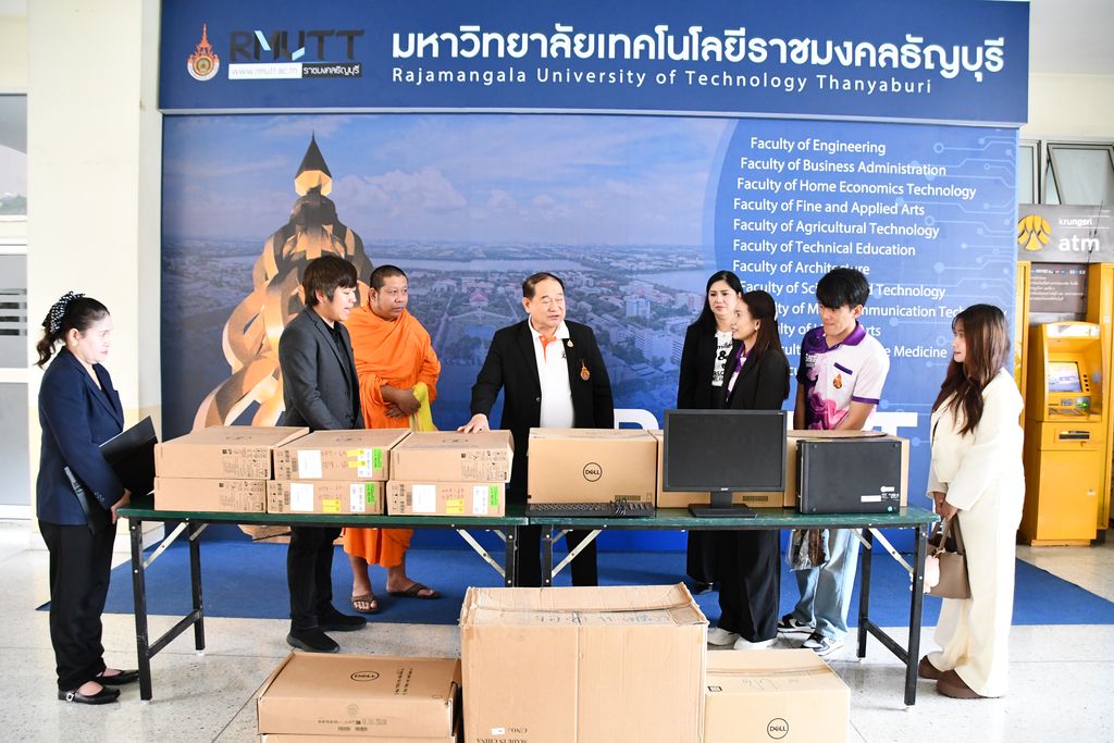มทร.ธัญบุรี มอบคอมพิวเตอร์ 15 เครื่อง สนับสนุนการศึกษาโรงเรียนพิจิตร