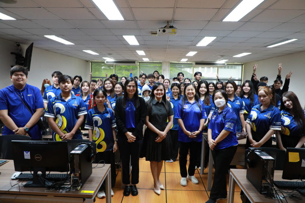 ภาพบรรยากาศคณะครุศาสตร์อุตสาหกรรม มทร.ธัญบุรี ชูวิสัยทัศน์ล้ำ จัดอบรม "Shift-Up EdTech" ปั้นนักศึกษาครูสู่นวัตกรสื่อ AI รุ่นที่ 1 (2 ก.ค. 2569)