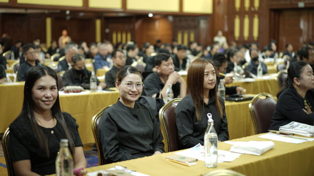 ภาพบรรยากาศ การอบรมเชิงปฏิบัติการ หลักสูตรการอบรมพัฒนาศักยภาพการสอนของครู รุ่นที่ 2 ณ โรงแรมเชียงใหม่ออคิด (ครู ศศช.)