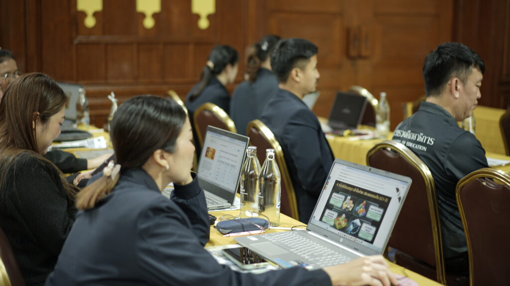 ภาพบรรยากาศ การอบรมเชิงปฏิบัติการ หลักสูตรการอบรมพัฒนาศักยภาพการสอนของครู รุ่นที่ 2 ณ โรงแรมเชียงใหม่ออคิด (ครู ศศช.)